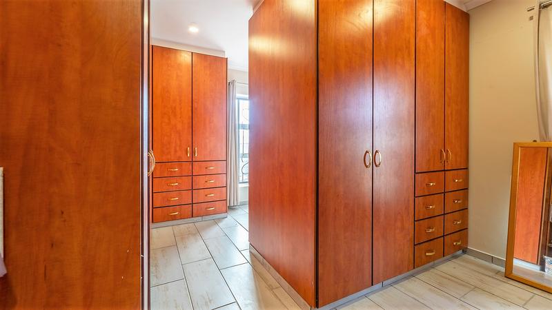 6 Bedroom Property for Sale in Melkbosstrand Western Cape